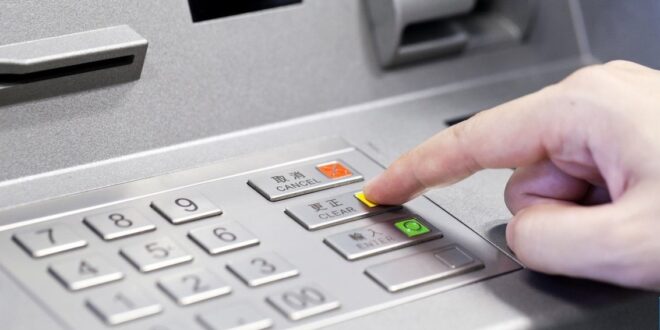 Cara mengambil uang di ATM pakai smartphone