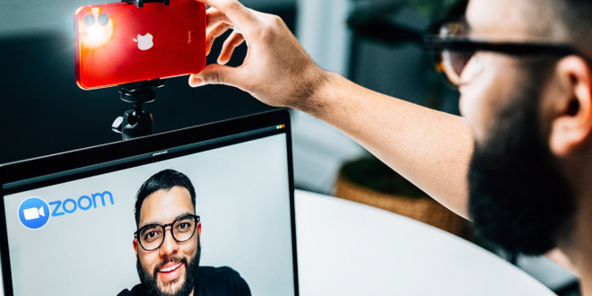 Cara Mengubah Smartphone Menjadi Webcam Terbaik Gratis